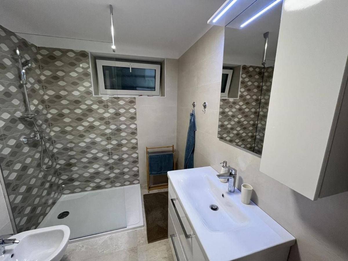 Apartment Hermes Lovran Luaran gambar