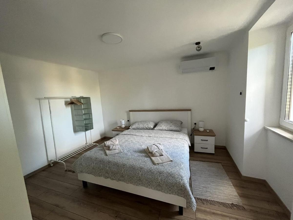 Apartment Hermes Lovran Luaran gambar