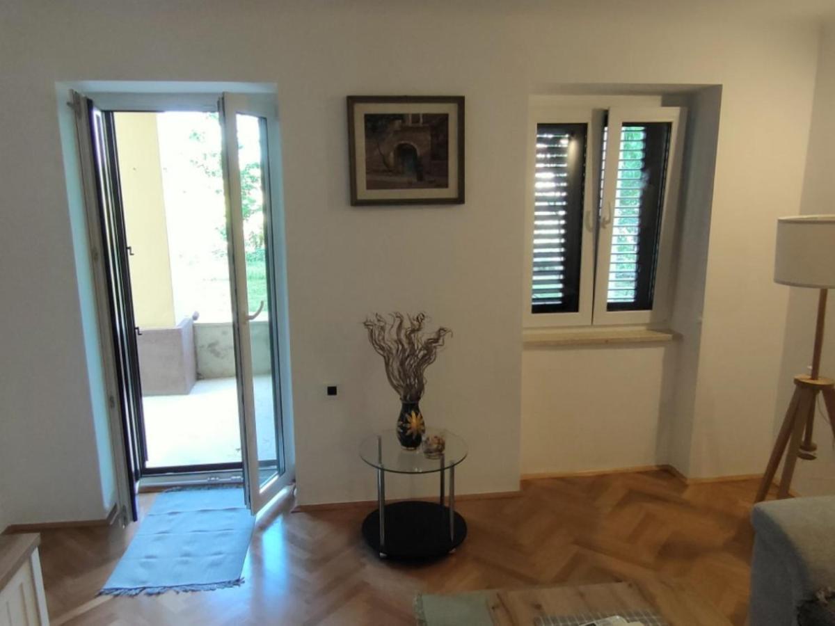 Apartment Hermes Lovran Luaran gambar